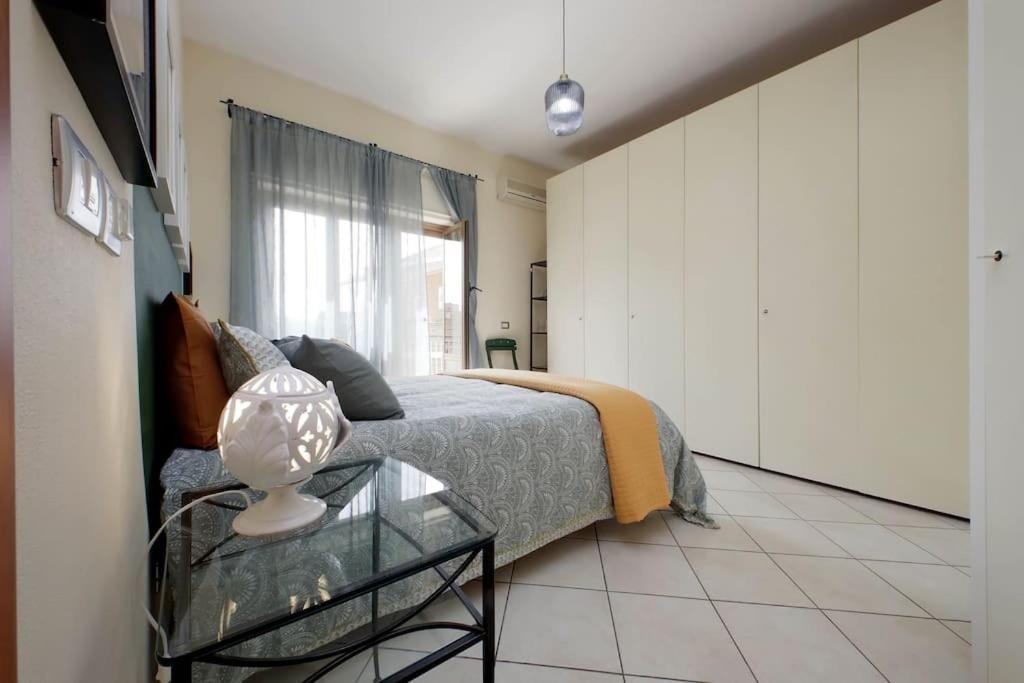 Relax Rome With 2 Balconies - 2 Bedroom Flat, 3Rd Floor With Lift, High Comfort, Quite, A Walk From Urban Train Station Gemelli And Metro A Stops Battistini & Cornelia Connecting To Center In 20 Minutes, 2 Steps From Bus Stop, Cycle Path, Groceries Zewnętrze zdjęcie